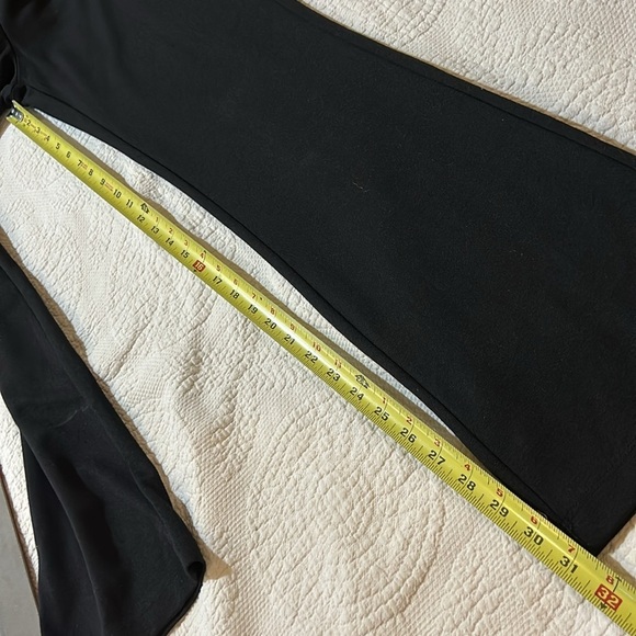 Venus Brilliant Poppy Jumpsuit. Size 2 - Picture 9 of 14